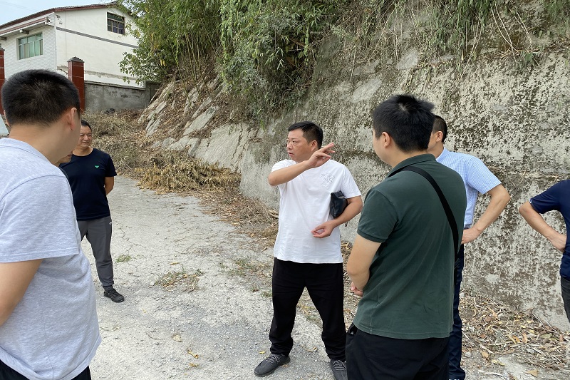 1660892168170871.jpg 0bbae939ca6c4fe1b5821ff48f2a5dd.jpg